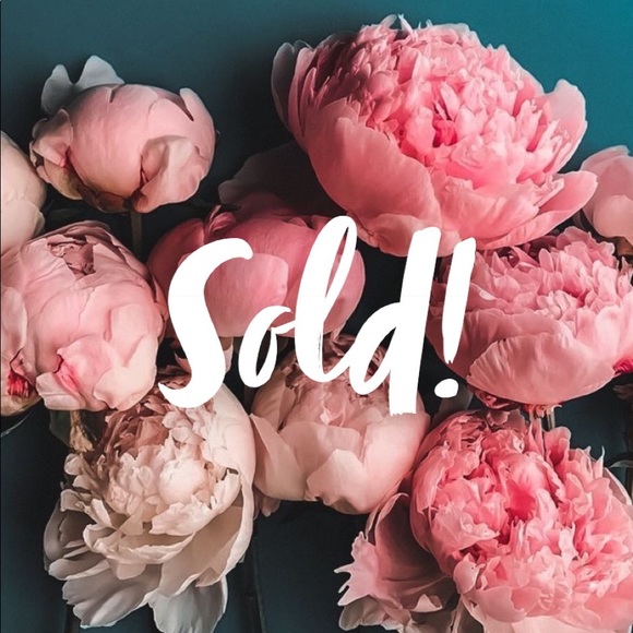 ๐Sold!๐ - Picture 1 of 1